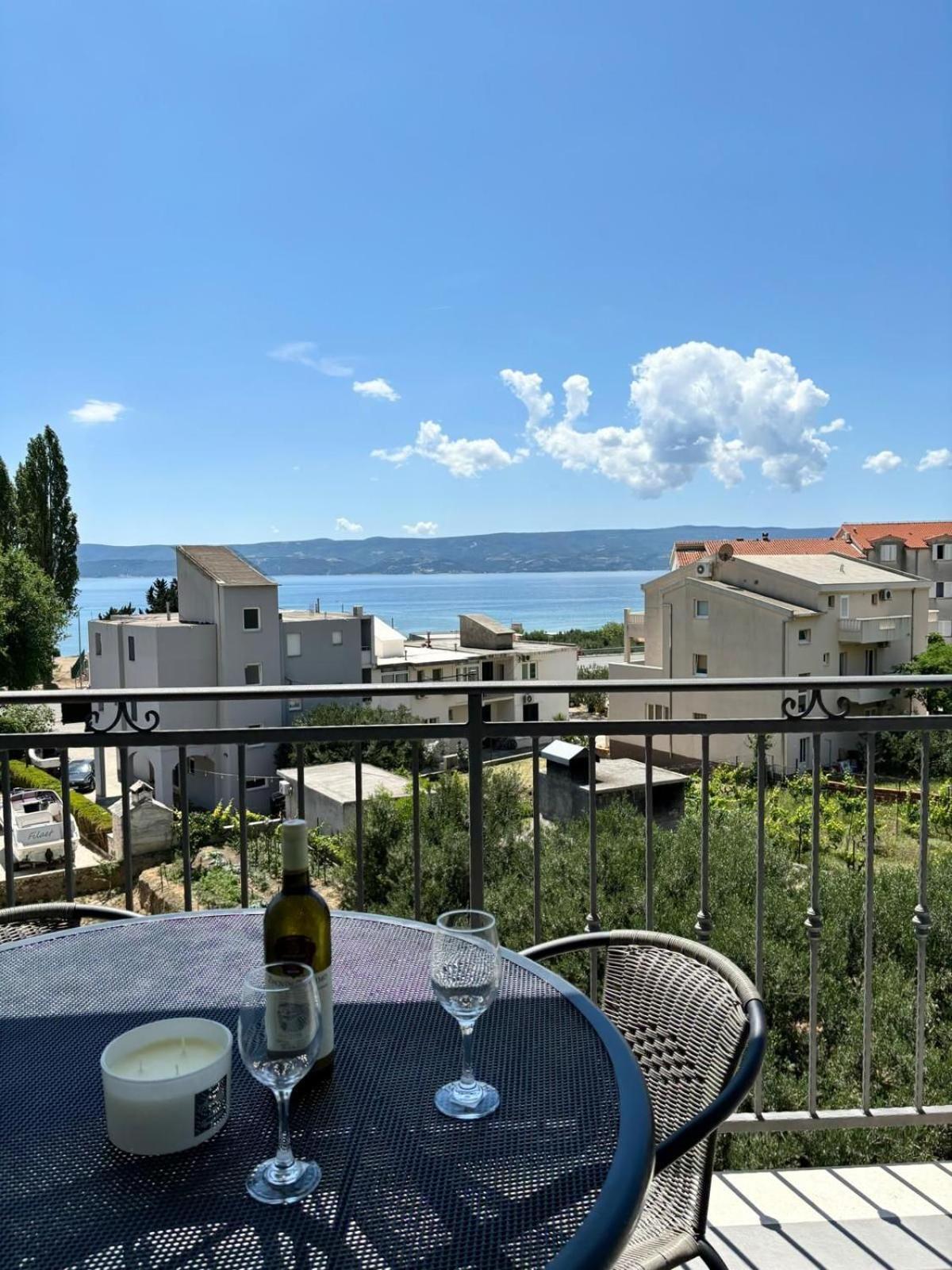 And Nikola * Omiš